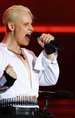 Подруга SHAMAN*а