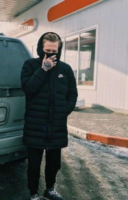 Парень, живущий по соседству