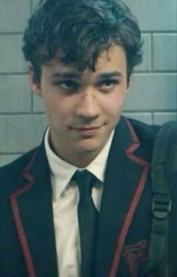 богатенькая?|теодор нотт