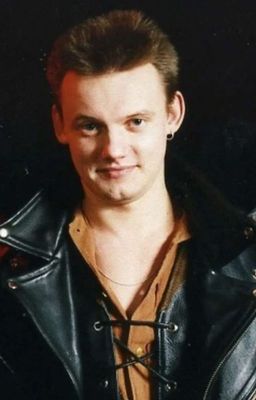 Мальчик, ты похож на одуванчик) 