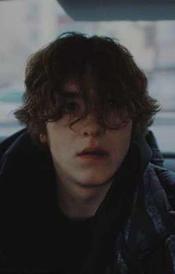 Честно любить идиота | Киса/Ожп | Черная весна 