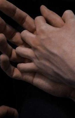 Держась за руки