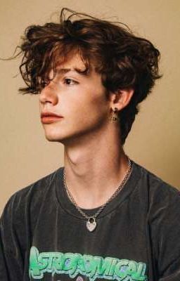 взрослая жизнь (ЗАВЕРШЁН) 