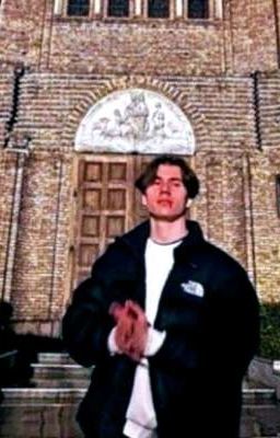 вампир которому меня отдали 