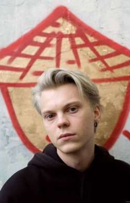 ~ты мне не нужна[микки и т/и]