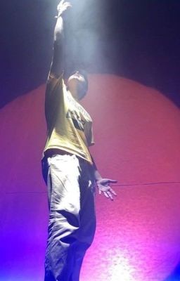 Жизнь наладилась, после ее появления[ЗАМОРОЖЕНО]