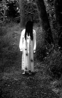 Девочка в белом