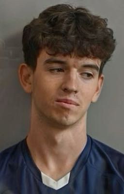 Футбольный хулиган.