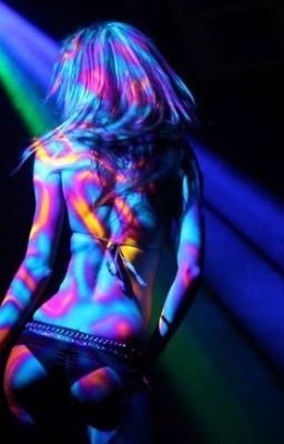 Танцовщица