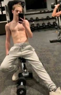 сводный брат 💞