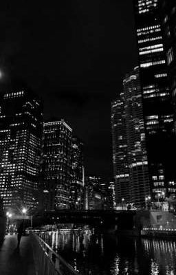 //встреча под дождливым ночью //