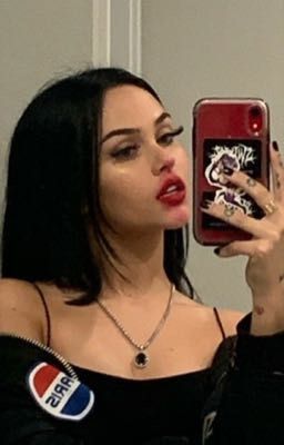 Новенькая мышка или глава Мафии?