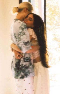 Аллен и её малышка Ли