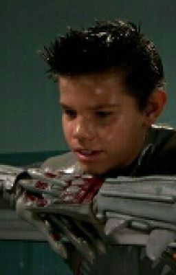 Я вампир которого все ненавидят...