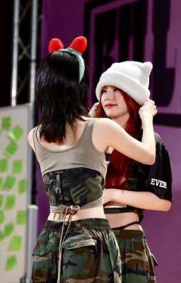 "А всё началось с приветсвия"