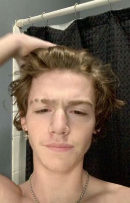 Модель и бизнесмен 