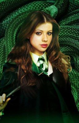 Чужая среди змей 